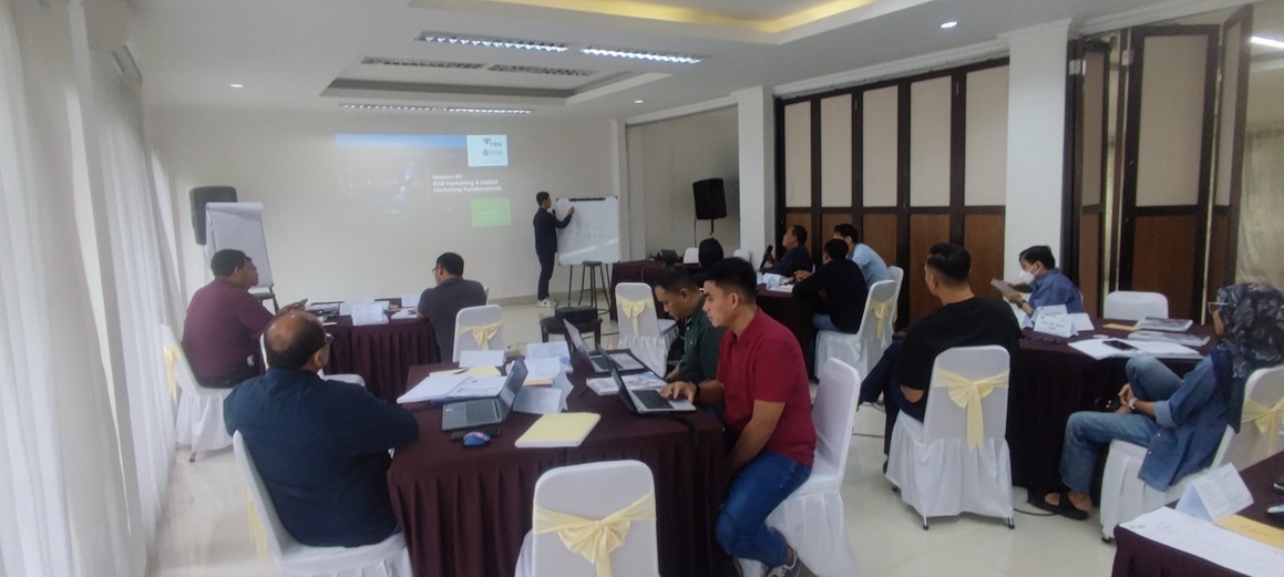 TRG Group Sales Bootcamp 2025 — Reaching Maximum Heights with AI